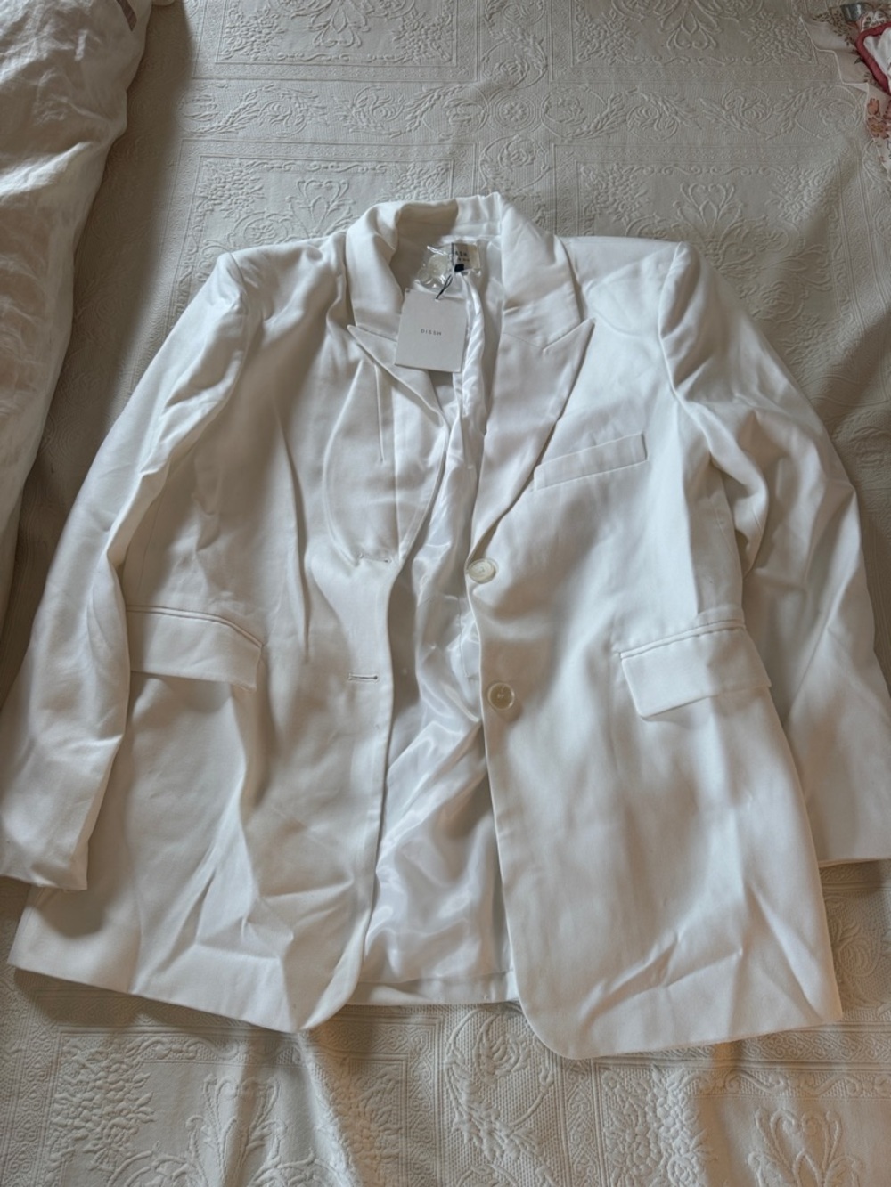 DISSH White Boyfriend Blazer - Classic Tailored Layer